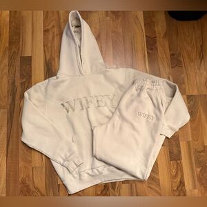 WIFEY Sweatpants Hoody Cream Large Womans Set